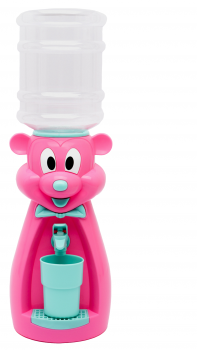 Кулер VATTEN Kids Mouse Розовый Детский кулер VATTEN для воды и любимых напитков вашего ребёнка! Цвет стаканчика идет в ассортименте, при оформлении заказа нельзя выбрать определенный цвет. Для детей, однако, папы и мамы тоже могут присоединиться! Для применения в детской, на кухне, в офисе и на пикнике. Чисто и гигиенично. Легко налить 8 стаканов воды или любимых напитков. Ваш самостоятельный ребёнок не обожжётся, не зальёт соседей водой и не будет ходить за вами с чашкой. Никаких проводов и электричества. Хороший новогодний подарок ребёнку или подарок ко дню рождения.